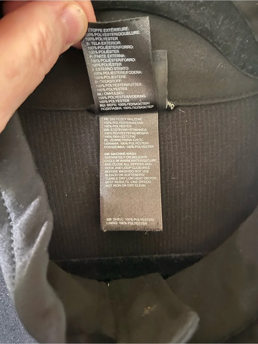 The North Face Men’s Black Lightweight Full-Zip Jacket